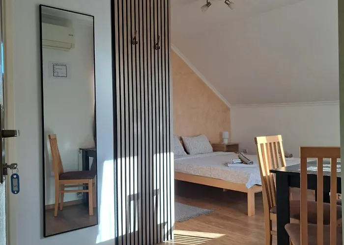 Kristina شقة Palić